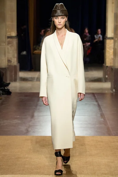 Look 39
